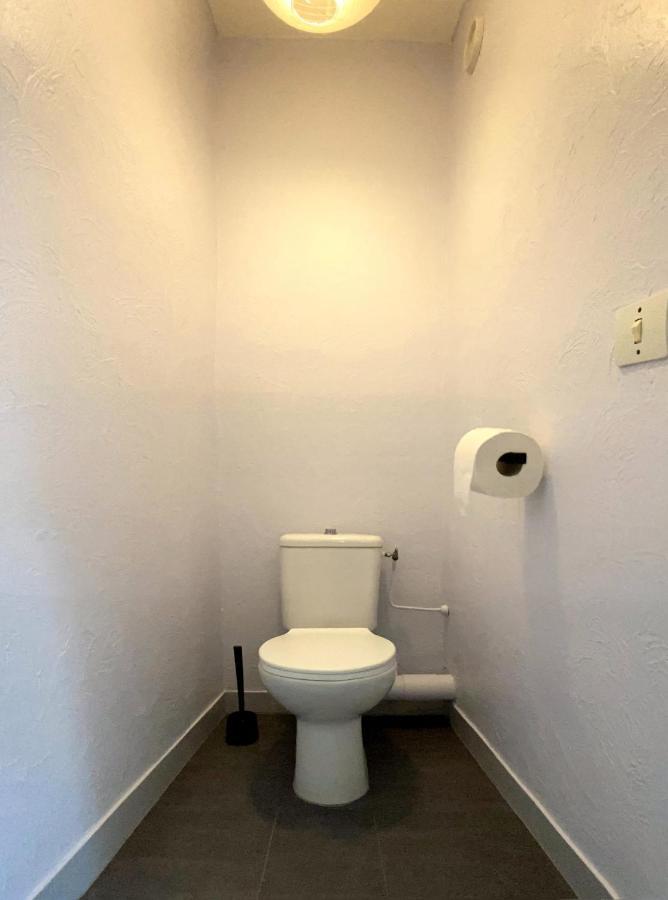 Studio With Terrace And Sea View, 10 Min To The Beach نيس المظهر الخارجي الصورة